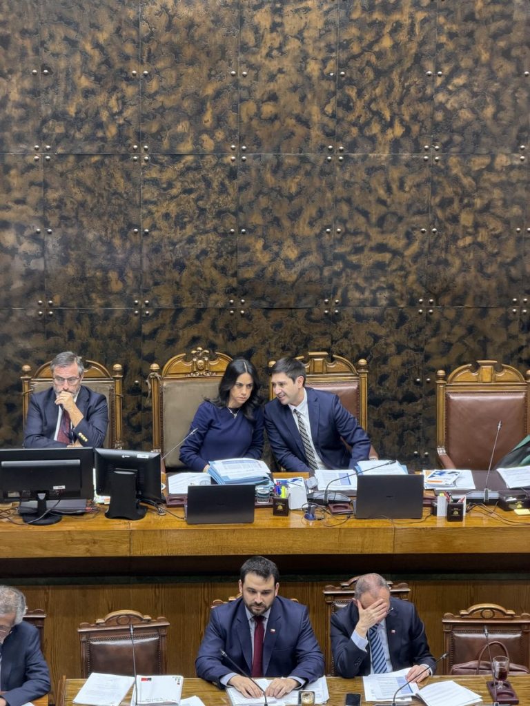 Calisto interviene en Sala del Senado por conectividad en zonas extremas